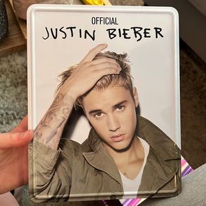 Justin Bieber Tin Ultimate Fan Kit